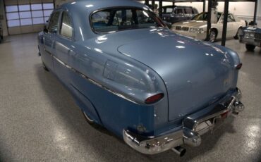 Ford-Club-Coupe-Coupe-1951-Blue-79510-3