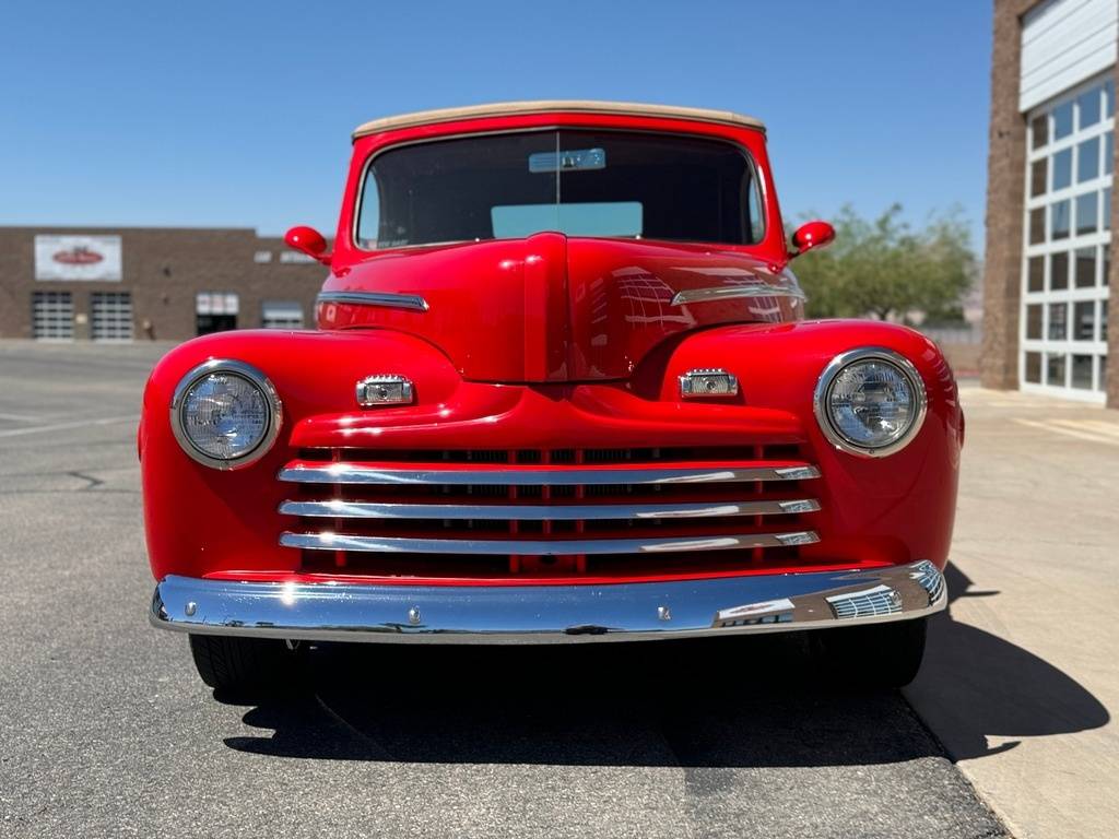 Ford-Convertible-1948-red-15651-11