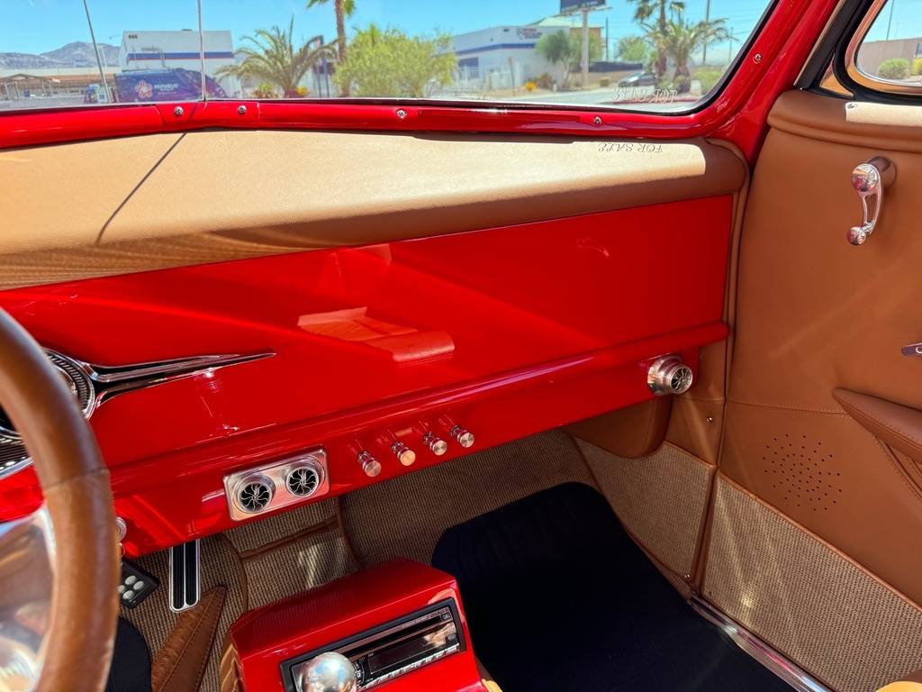 Ford-Convertible-1948-red-15651-17