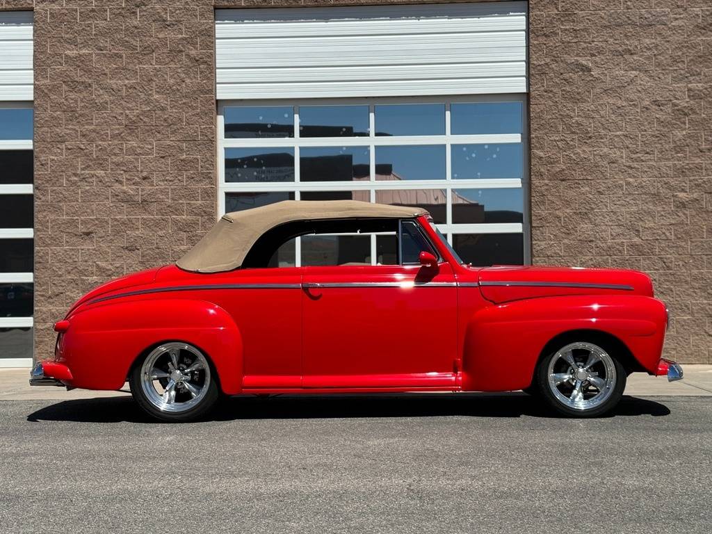 Ford-Convertible-1948-red-15651-2