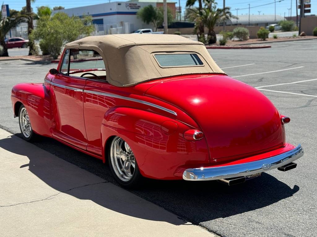 Ford-Convertible-1948-red-15651-7