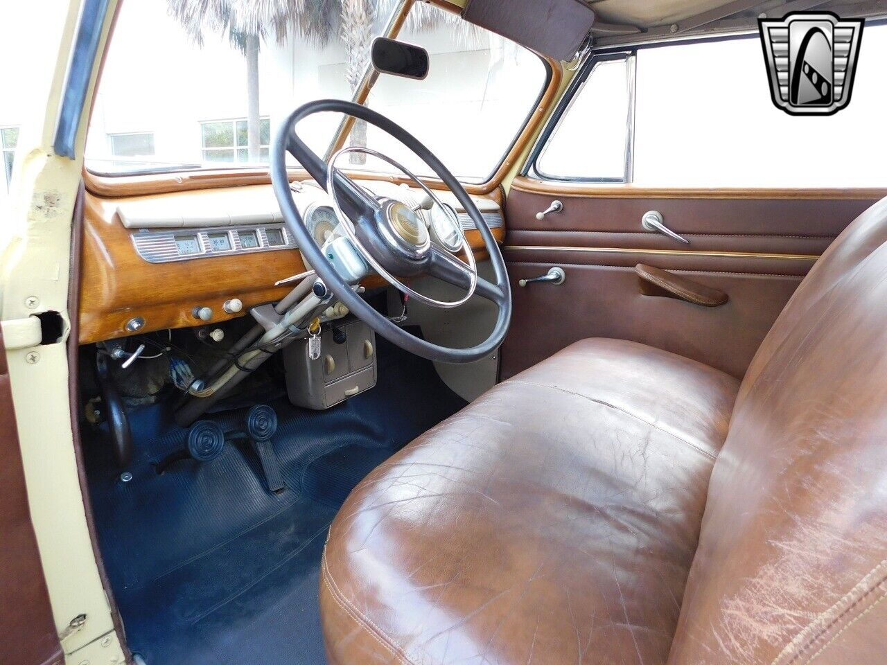 Ford-Convertible-Cabriolet-1948-Yellow-24858-40005-11