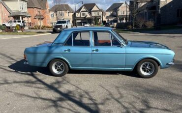 Ford-Cortina-1970-blue-120701