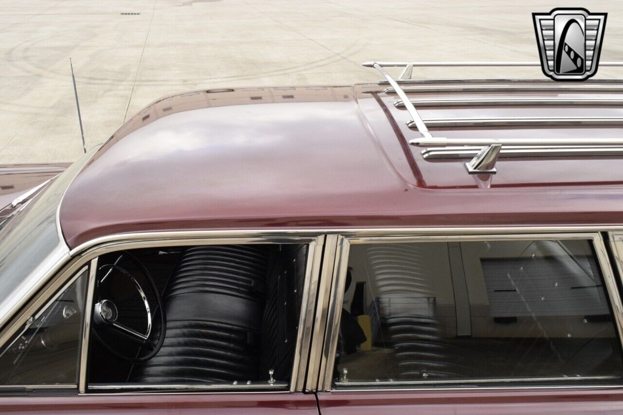 Ford-Country-Sedan-Cabriolet-1965-Red-Black-42778-7