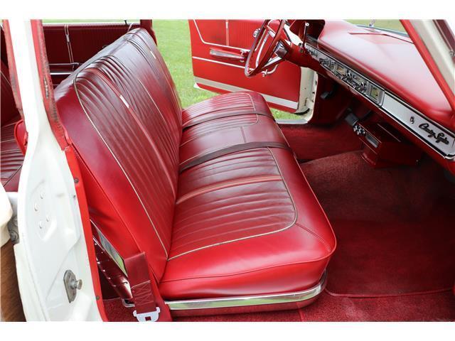 Ford-Country-Squire-1964-White-Red-98080-17