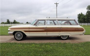 Ford-Country-Squire-1964-White-Red-98080-5