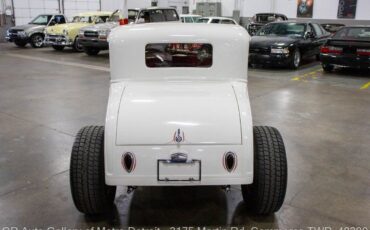 Ford-Coupe-1931-White-Red-2-4