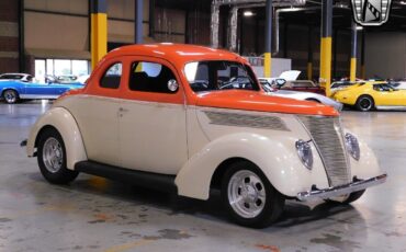 Ford-Coupe-1937-Orange-Gray-20112-5