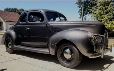 Ford-Coupe-1940-brown-100061-1