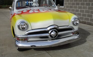 Ford-Coupe-1950-White-Red-0-3