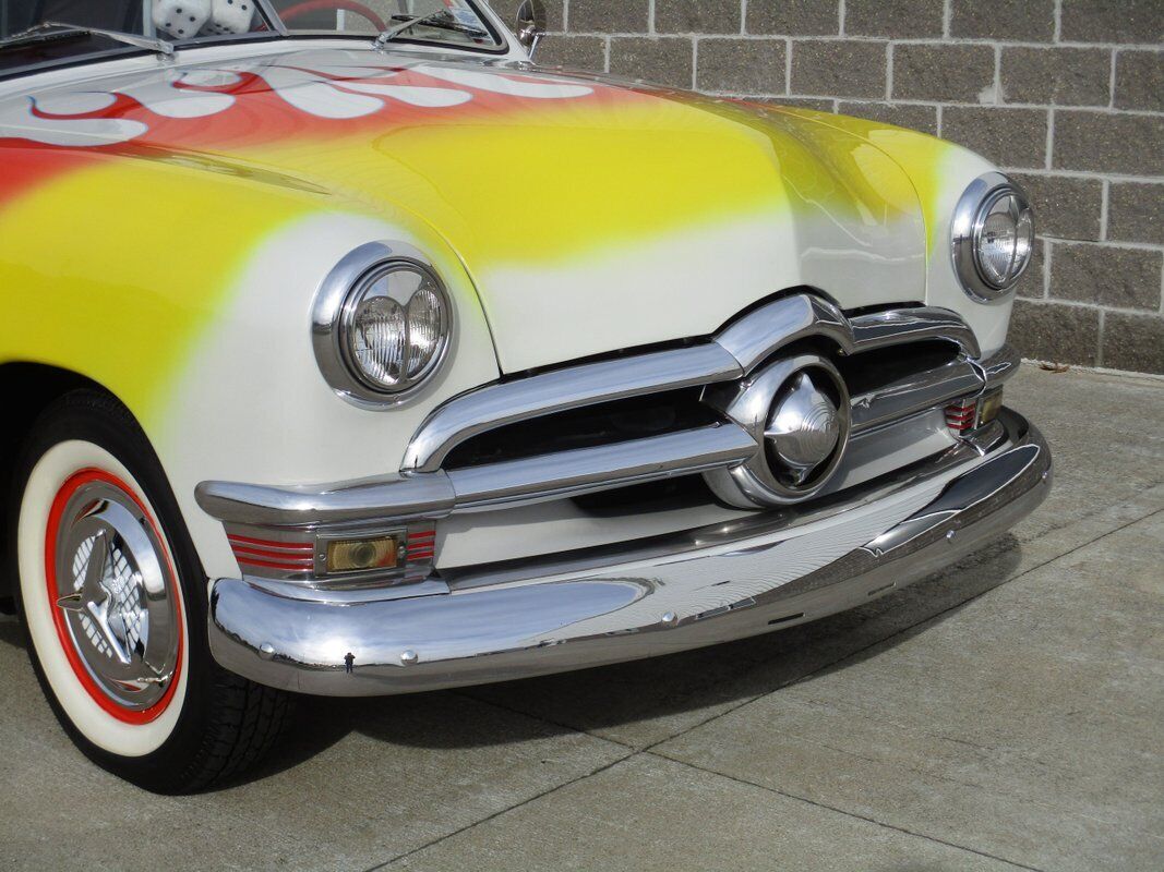 Ford-Coupe-1950-White-Red-0-9