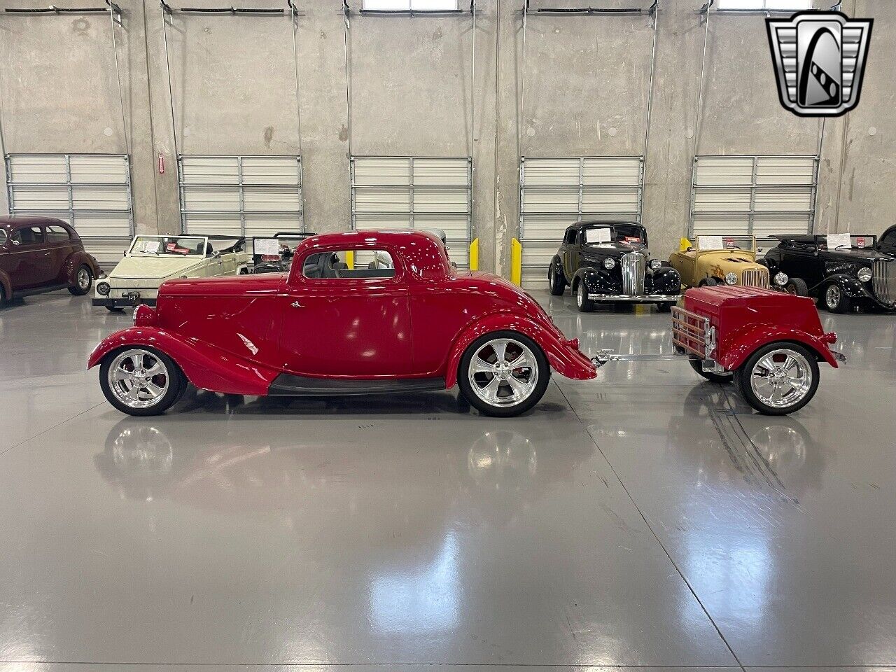 Ford-Coupe-Coupe-1933-Red-White-2807-3