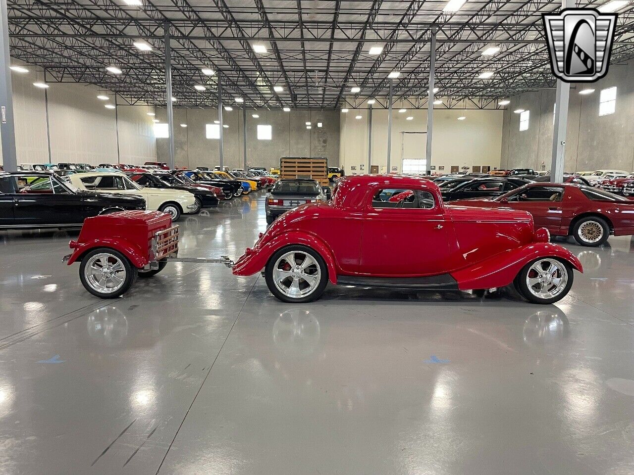 Ford-Coupe-Coupe-1933-Red-White-2807-4