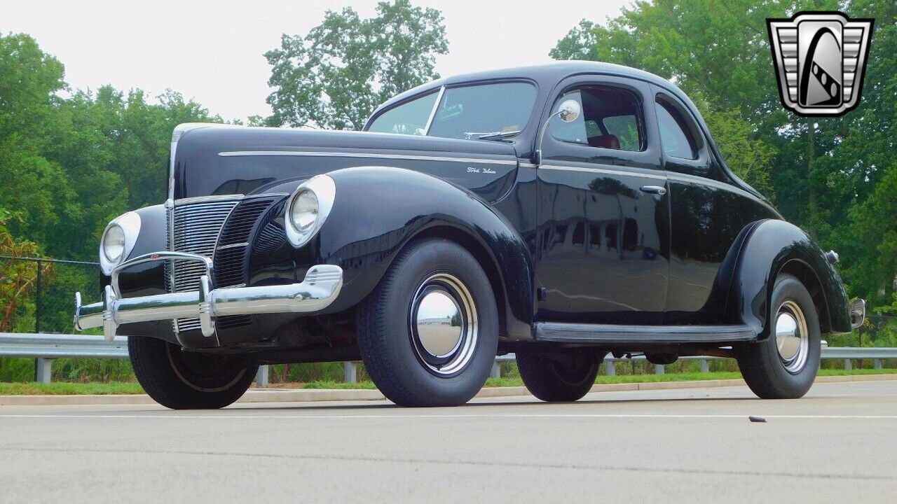 Ford-Coupe-Coupe-1940-Black-Red-2478-3