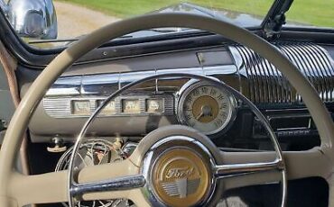 Ford-Coupe-Coupe-1948-Gray-Black-91354-6