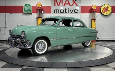 Ford-Coupe-Coupe-1951-Green-Gray-133938-2