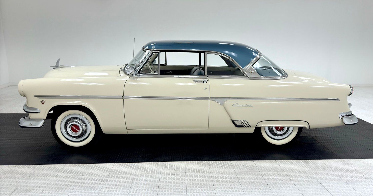 Ford-Crestline-1954-White-White-122473-1