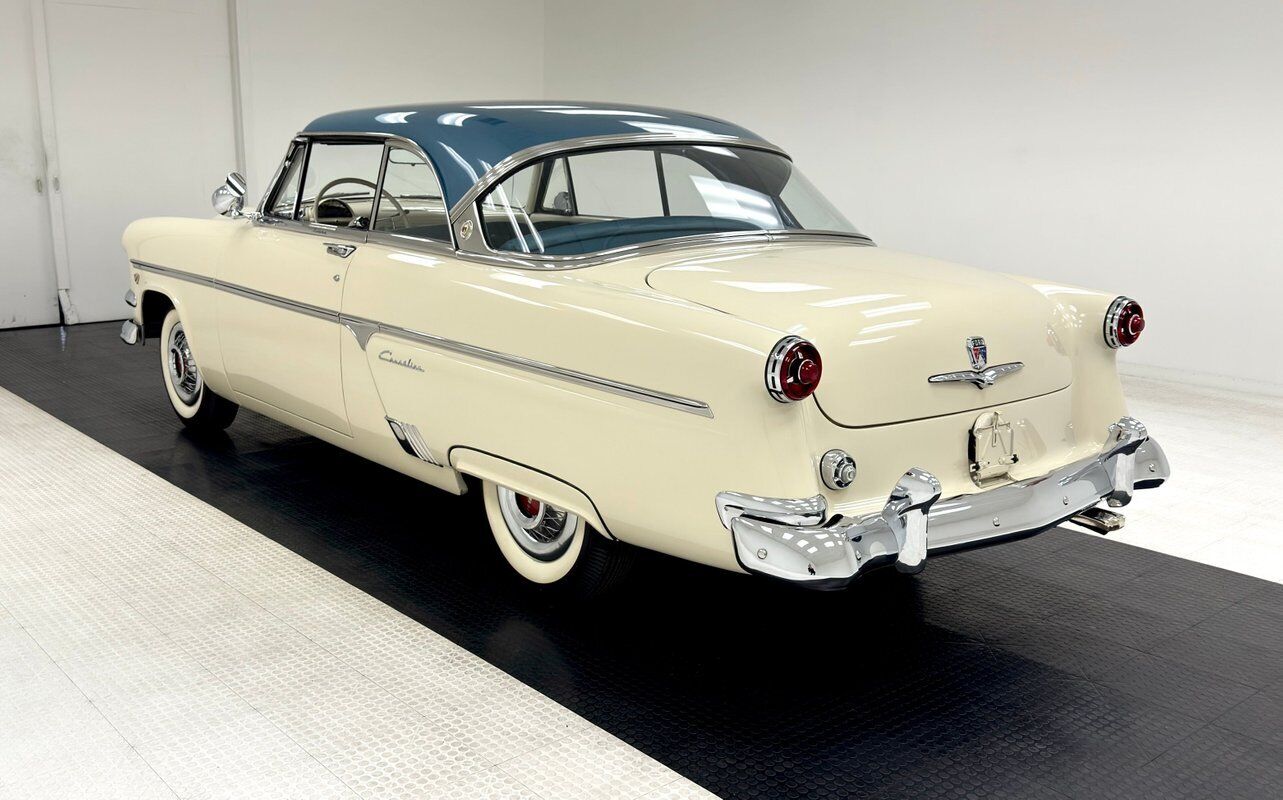 Ford-Crestline-1954-White-White-122473-2