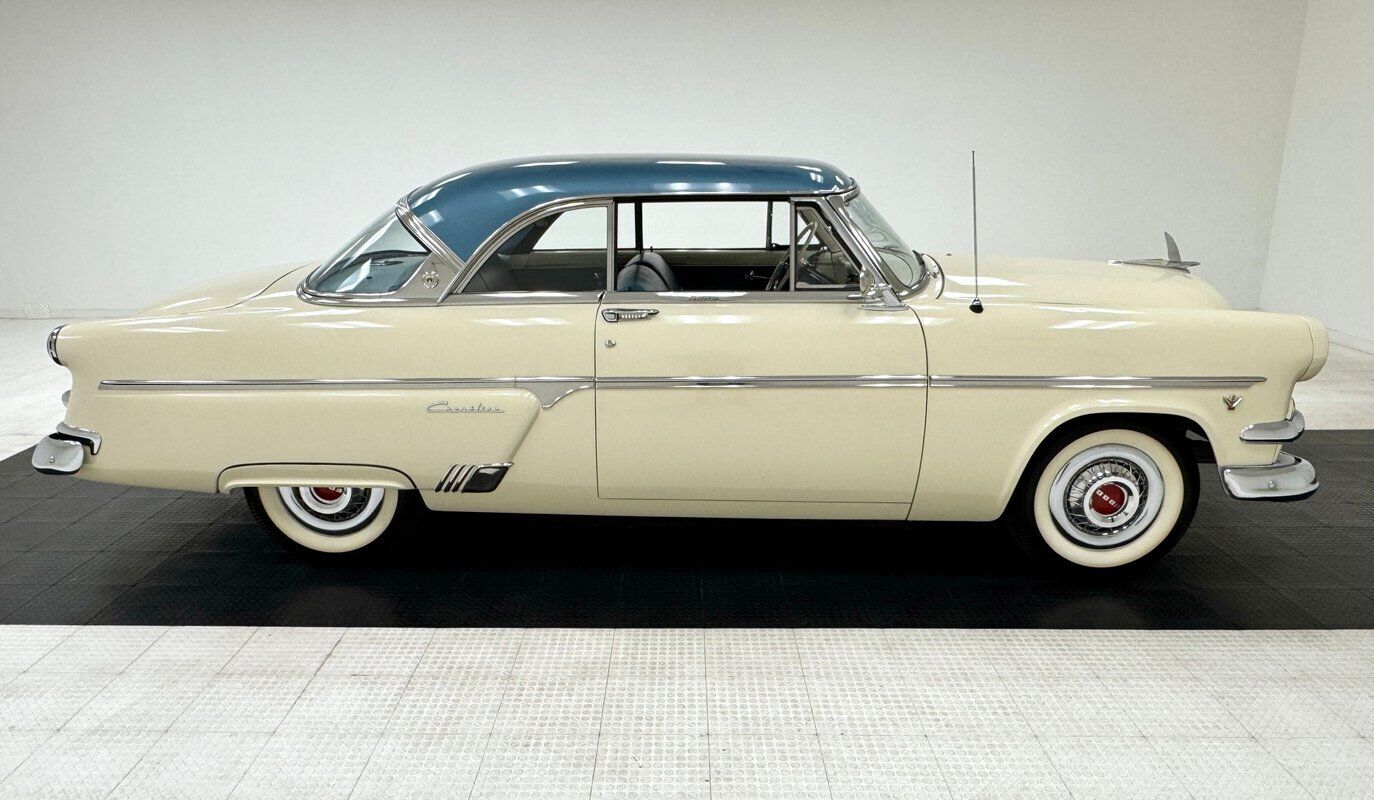 Ford-Crestline-1954-White-White-122473-5