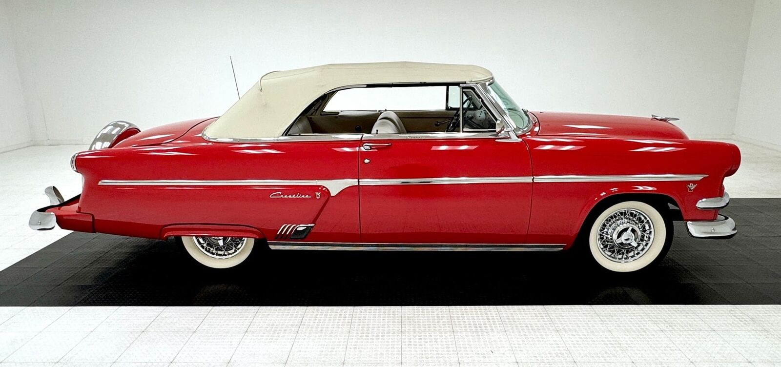 Ford-Crestline-Cabriolet-1954-Red-Red-56195-8