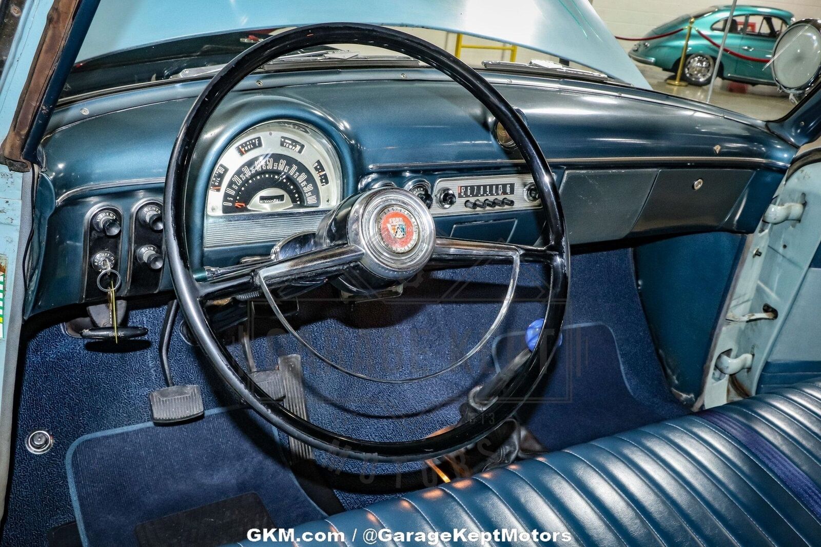 Ford-Crestline-Victoria-Coupe-1953-Blue-Blue-142250-3