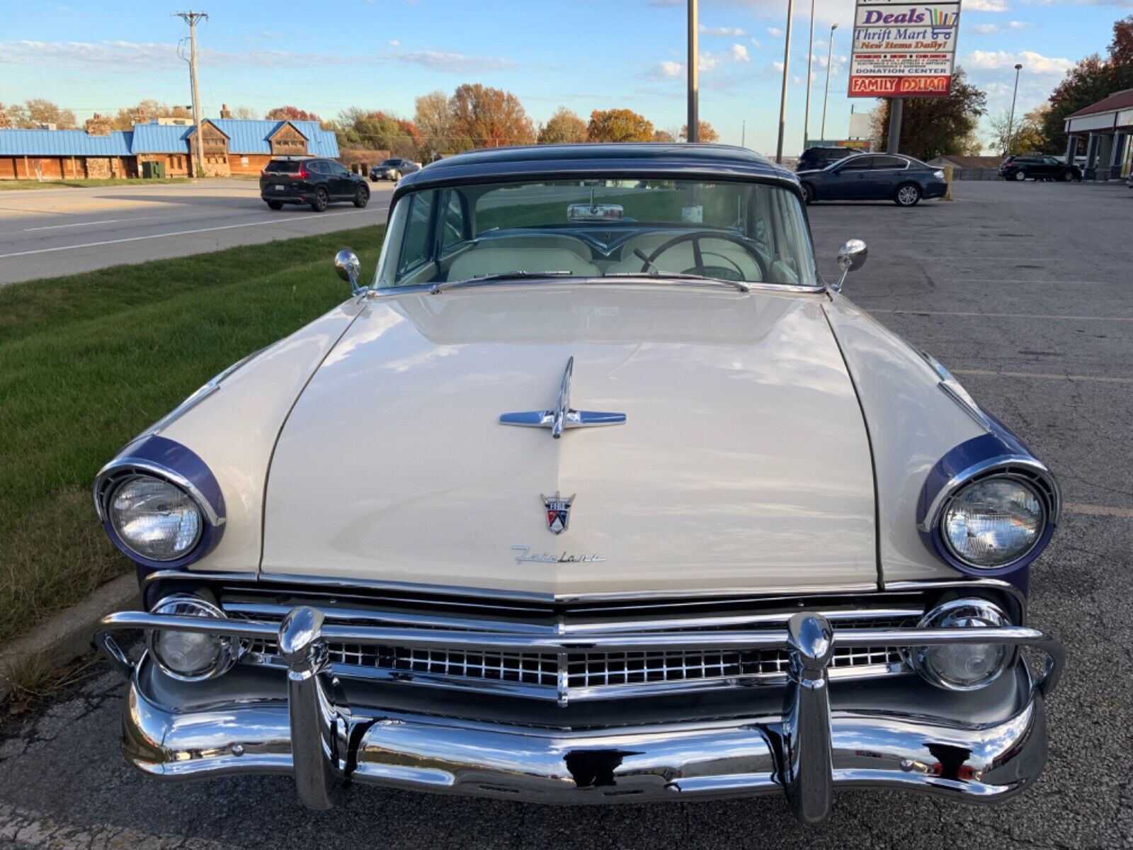 Ford-Crown-Victoria-Coupe-1955-Purple-White-61155-11