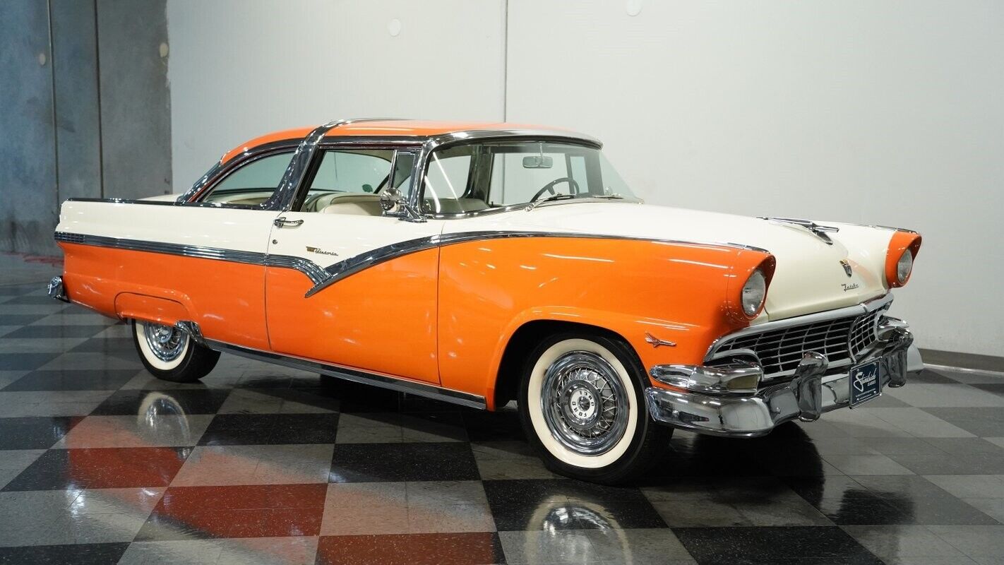 Ford-Crown-Victoria-Coupe-1956-White-Black-148552-14