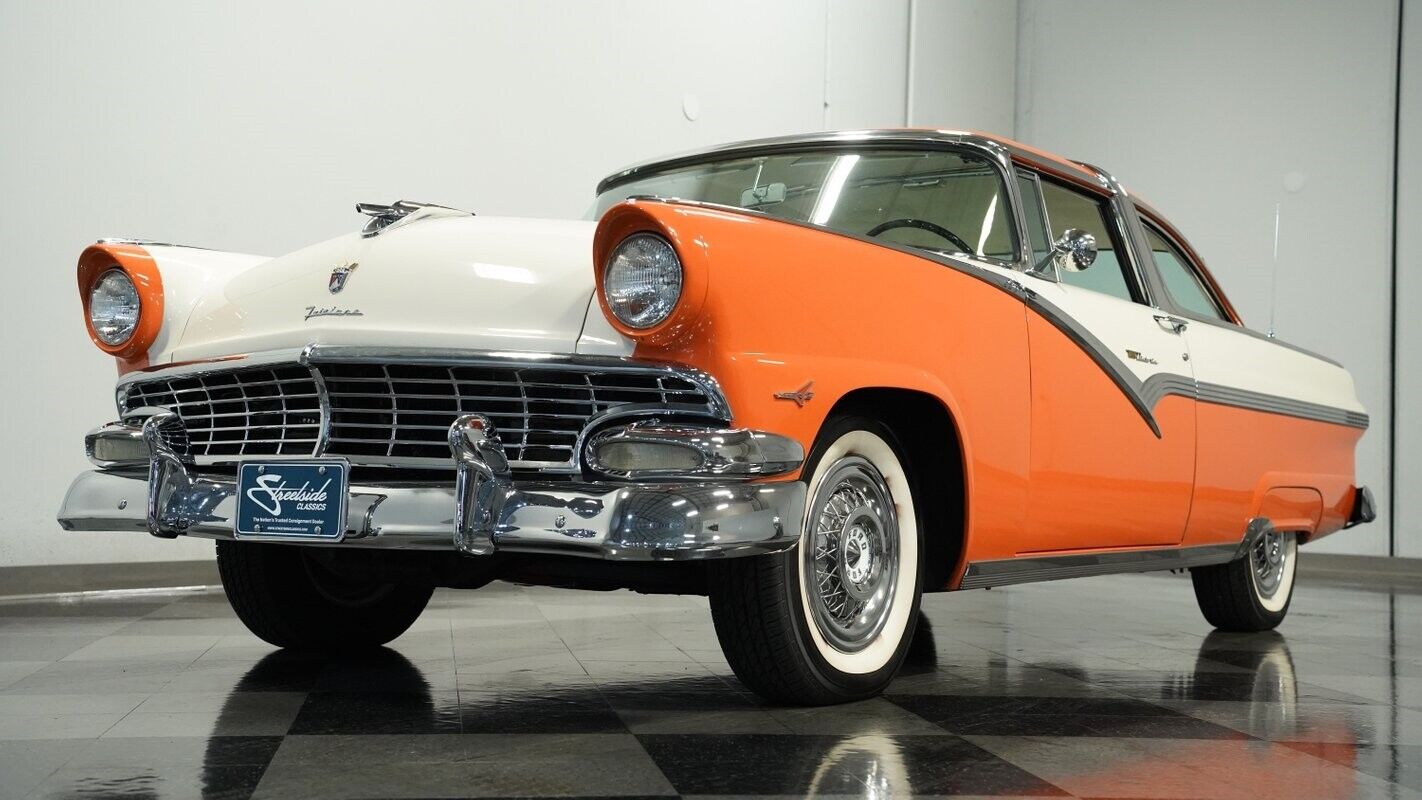 Ford-Crown-Victoria-Coupe-1956-White-Black-148552-20