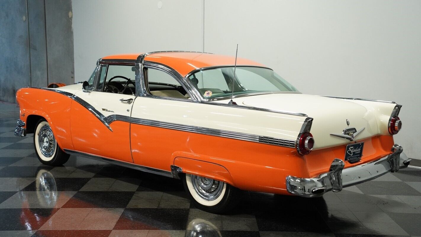 Ford-Crown-Victoria-Coupe-1956-White-Black-148552-7