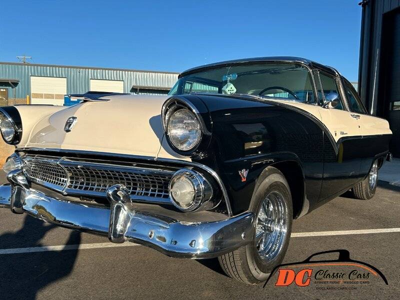 Ford-Crown-victoria-fairlane-1955-black-39590-4