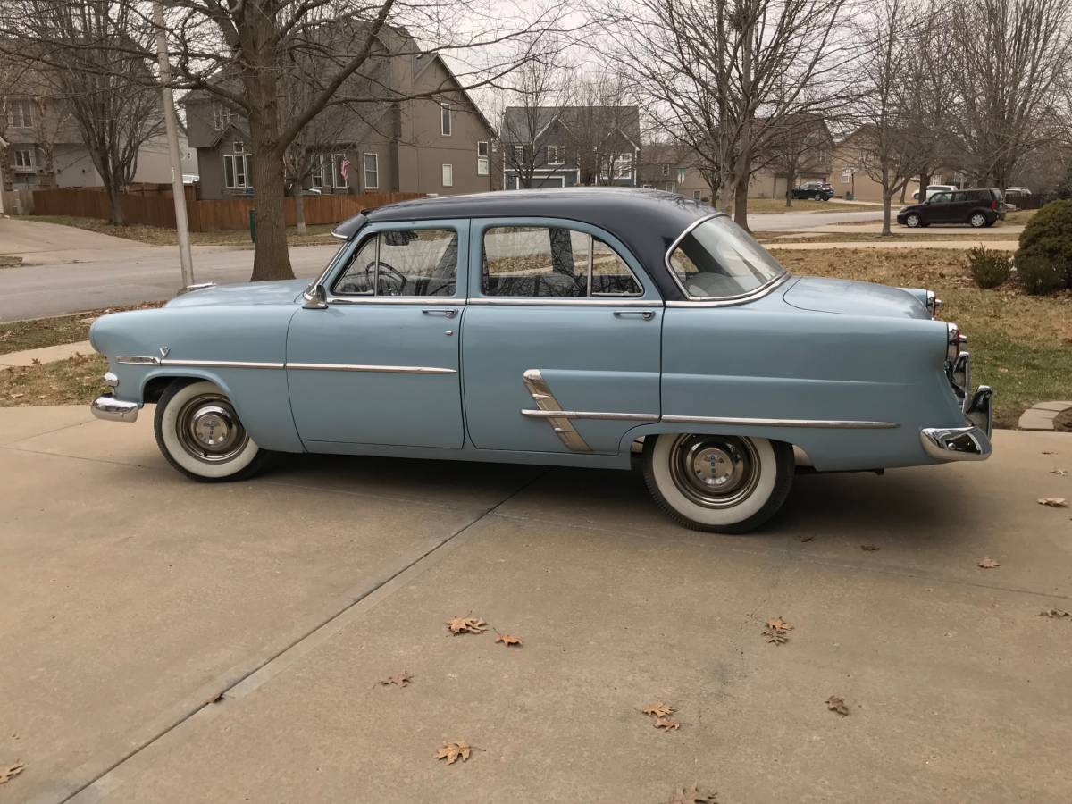 Ford-Custom-1953-blue-117482-14