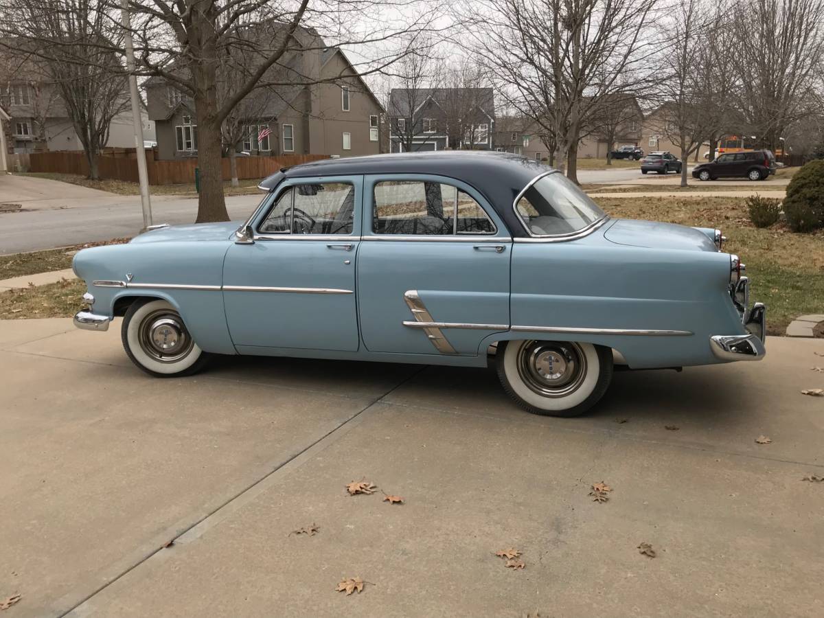 Ford-Custom-1953-blue-117482-15