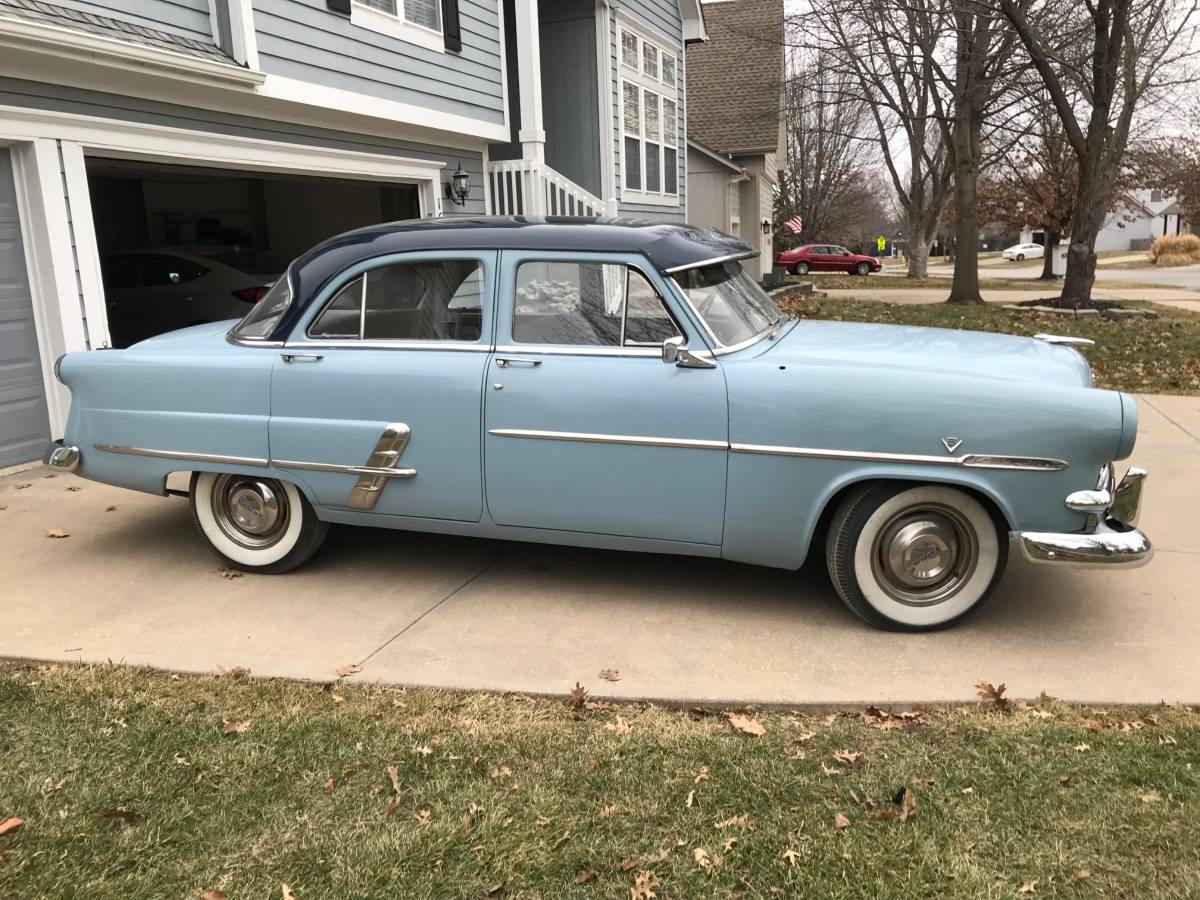 Ford-Custom-1953-blue-117482-9