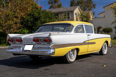 Ford-Custom-300-Coupe-1958-Yellow-Tan-2-7