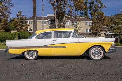 Ford-Custom-300-Coupe-1958-Yellow-Tan-2-8