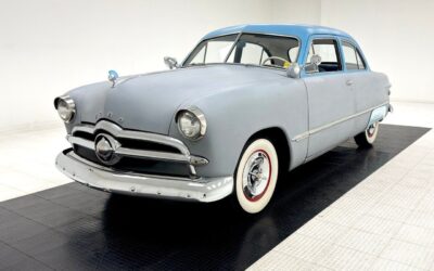 Ford Custom Berline 1949 à vendre