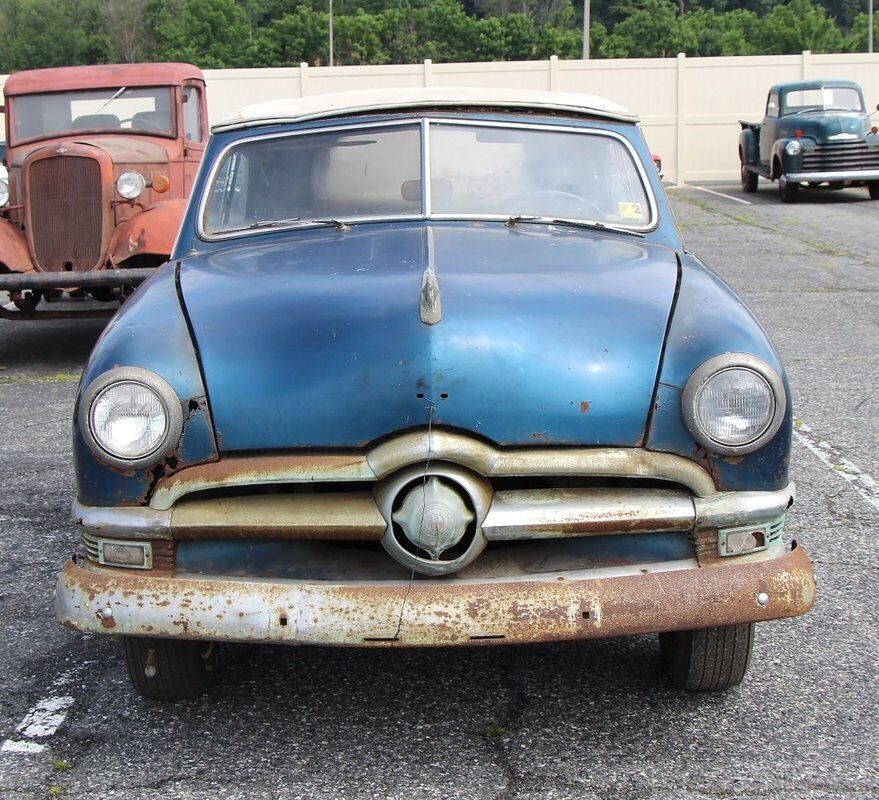 Ford-Custom-Cabriolet-1950-Blue-Tan-0-6