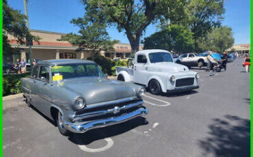 Ford Customline Berline 1953