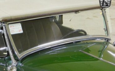 Ford-Deluxe-1934-Green-Brown-1003-11