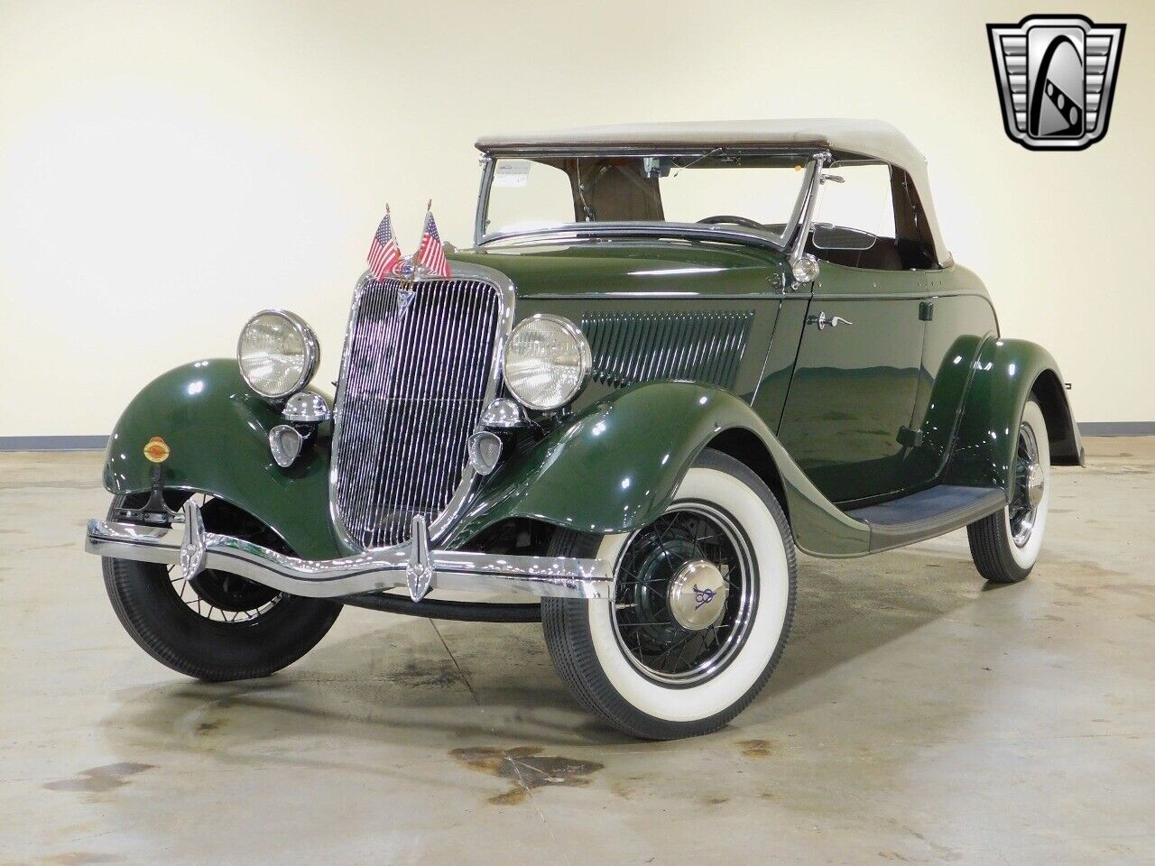 Ford-Deluxe-1934-Green-Brown-1003-2