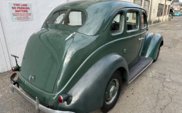 Ford-Deluxe-1937-64734-10