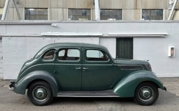 Ford-Deluxe-1937-64734-8