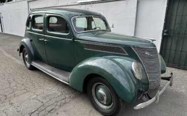 Ford-Deluxe-1937-64734-9