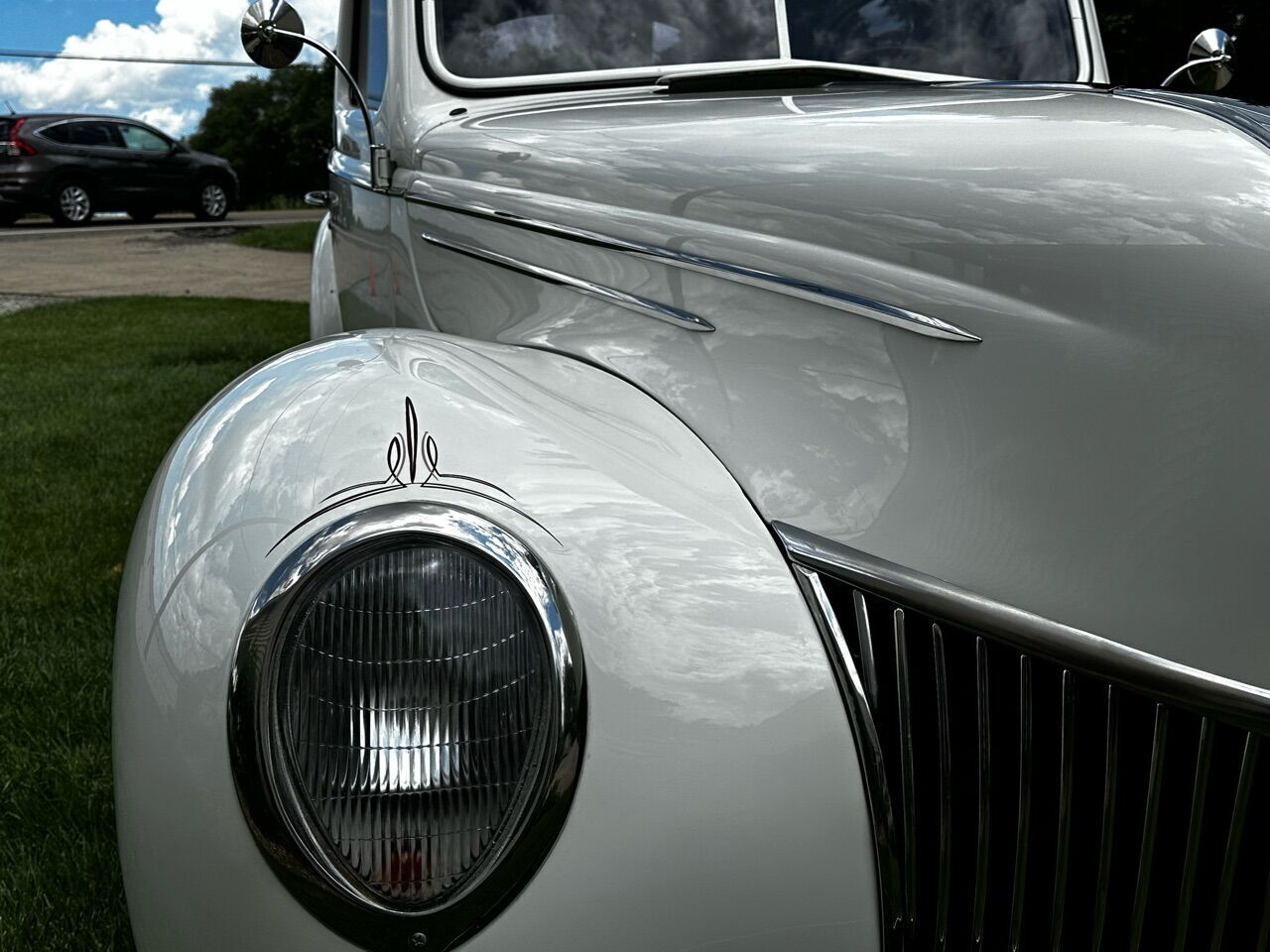 Ford-Deluxe-Berline-1939-White-Tan-142232-16