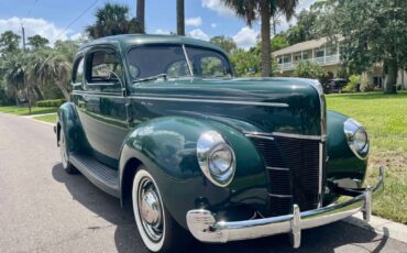 Ford-Deluxe-Berline-1940-Green-Black-30341-7