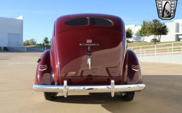 Ford-Deluxe-Berline-1940-Maroon-Brown-132074-6