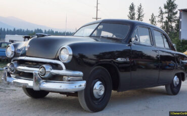 Ford-Deluxe-Berline-1951-Black-Gray-24864-29