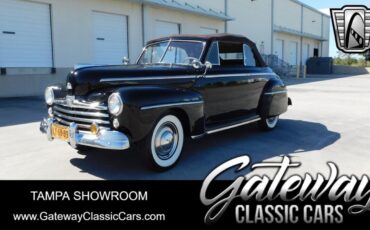 Ford-Deluxe-Cabriolet-1947-Black-Red-13034