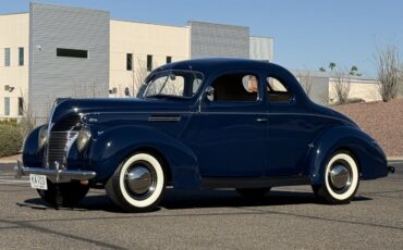 Ford-Deluxe-Coupe-1939-Blue-Tan-206-1