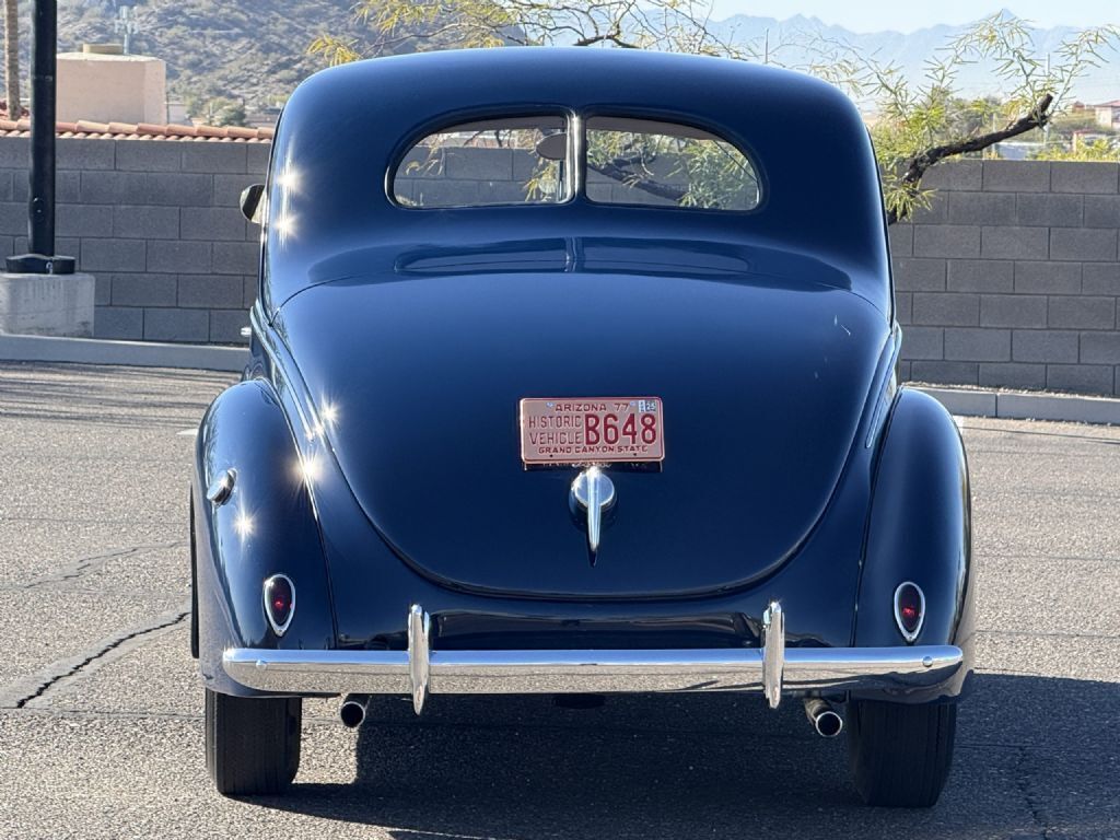 Ford-Deluxe-Coupe-1939-Blue-Tan-206-5